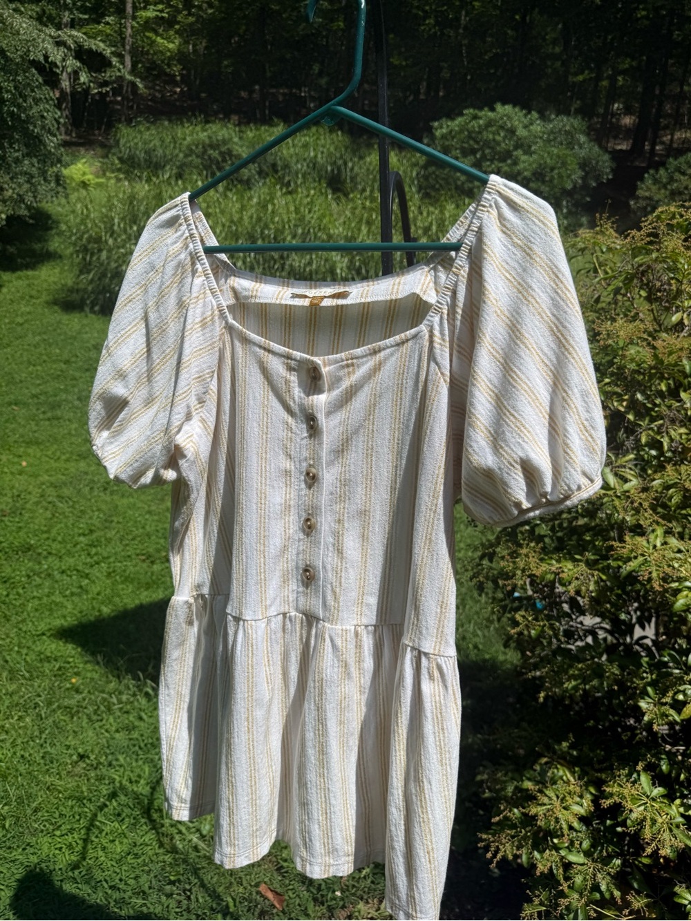 Women's Striped Puff-Sleeve Button Front Shirt  - Cream & Yellow